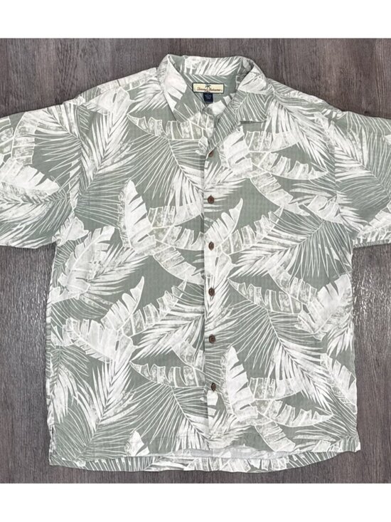 Tommy Bahama Men’s L Casual Button Down Palm Tree All Over Print 100% Silk - Picture 1 of 5